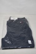 A pair of as new Tommy Hilfiger Herren equestrian breeches in desert sky (XXL - RRP €199).