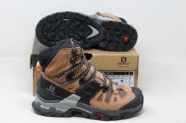 A pair of women's as new Salomon Quest 4 GTX (UK 3.5).