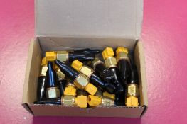 A box of twenty as new Bedia Motortechnik NTC temperature sensors (REF: 420298).