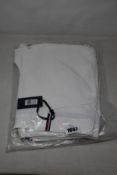A pair of as new Tommy Hilfiger Herren equestrian breeches in optic white (XXL - RRP €199).