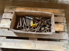 Qty. Pins and Fixings