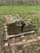 20 No. 50kg John Deere Wafer Weights