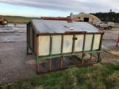 IAE Calf Creep Feeder