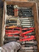 Qty. Quivogne Pass Master Hydraulic Cylinders