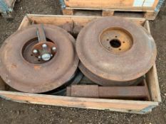 4 No. 660mm Press Rings