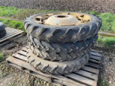 4No Soilsaver Radical 9.5R44 wheels and tyres