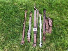 Quantity Ferguson linkage accessories