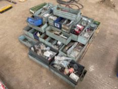 Quantity vehicle spares in pigeon holes