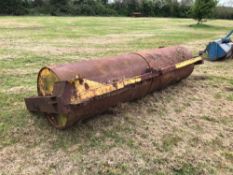 Twose 10' flat roll, water filled. Serial No: 143