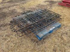 Quantity decorative gates. No VAT