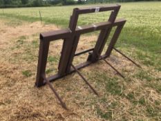 Bale spike with Euro 8 attachments