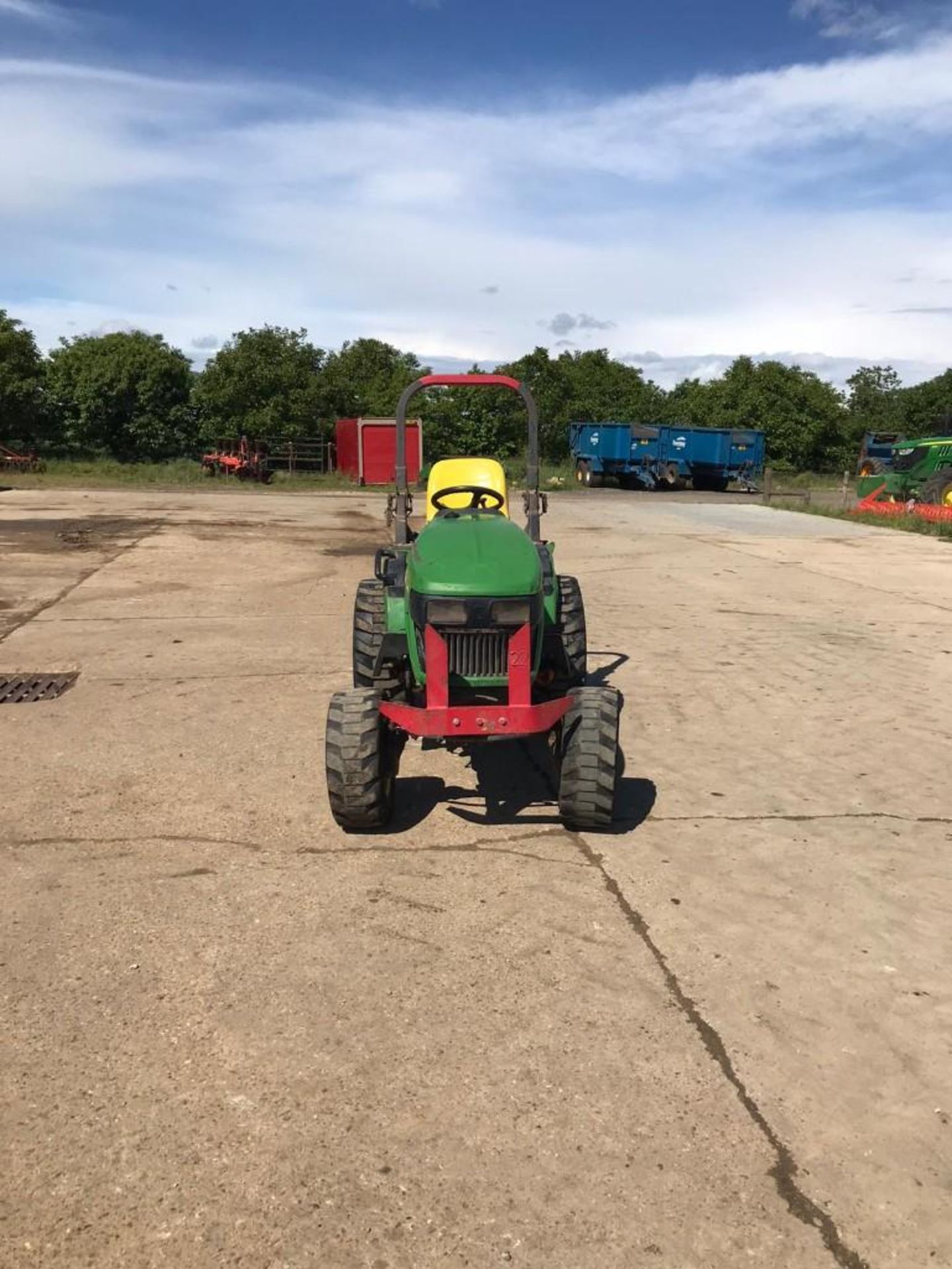 John Deere 2320 Compact Tractor - Image 3 of 5