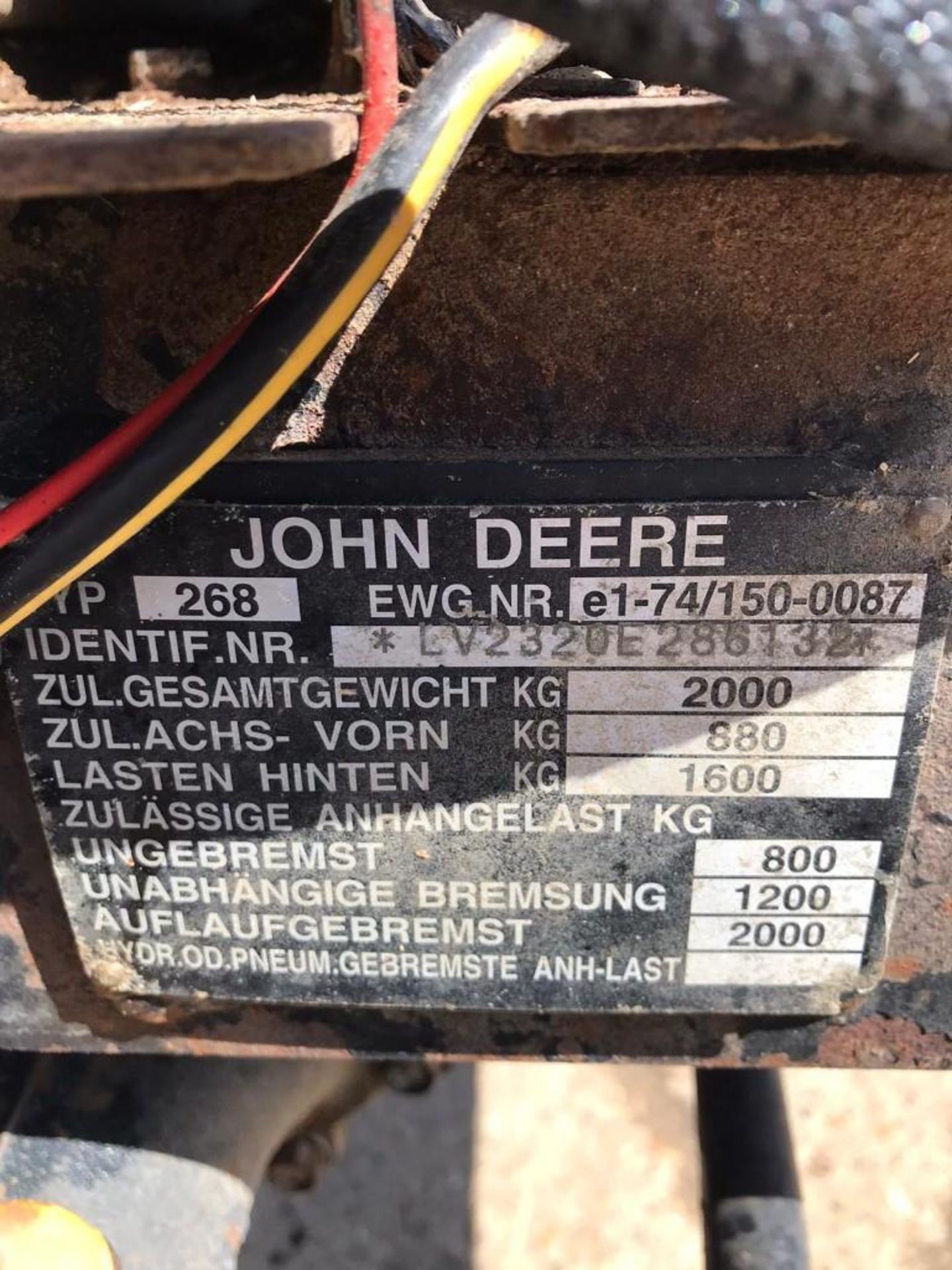 John Deere 2320 Compact Tractor - Image 5 of 5