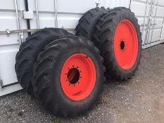 Set of wheels and 420/80R46 and 16.9r28 Alliance tyres