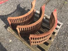 Case 2166 large wire concave set