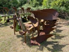 Dowdeswell DP1 5f (4+1) reversible on land plough with 12