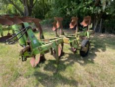 Dowdeswell DP7C 4f (3+1) reversible plough with 14