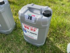 25l VG32 hydraulic oil (new), to be sold with the option on up to 5 cans. No VAT