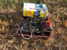 Quantity miscellaneous lights