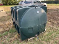 Plastic 2500l oil tank