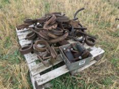 Quantity heavy duty pig tail cultivator tines