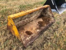 General purpose 7' bucket with Merlo attachments