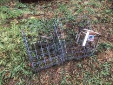 2No hay racks and bucket holders