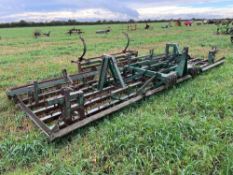 Cousins Dutch Harrow with rear crumbler, 6m, hydraulic folding