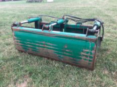 Albutt shear grab with Manitou attachments