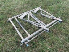 Self locking yoke 1.2m cattle barrier