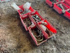 Quantity of nuts, bolts and washers