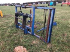 Quickfencer with Manitou attachments