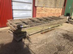 Quantity poultry pen sections