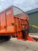 1996 Larrington 16T Trailer