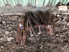 Quantity Claas combine lifters