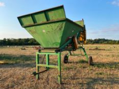 Jones Cleaner loader PTO driven