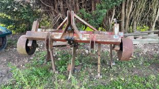 Spaldings 5 leg flat lift c/w mole plough leg