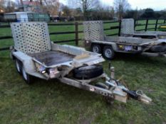 2020 Ifor Williams GH94BT 2.7t twin axle beaver tail plant trailer on 165R13 wheels and tyres. 9' x