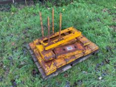 13No 110lbs / 50Kg Sanderson weights with weight frame to suit Massey Ferguson 35/135