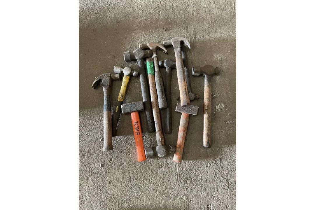 Quantity of Hammers - Image 1 of 2