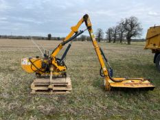 Bomford hedge cutter