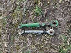 2 x top links. No VAT on this lot.