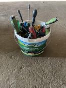 Quantity of Screw Drivers