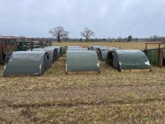 12 x Farrowing arks and fenders