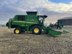 2020 John Deere T560i Combine Harvester with 2020 John Deere 625R 25ft Cutting Platform Header, 10,