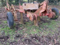 Flat lift. Stored near Goring Heath, Reading. No VAT on this lot.