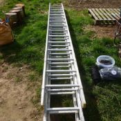 3 x Part aluminium extending ladder