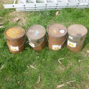 Quantity of grey floor paint