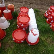 11 x Manual drinkers