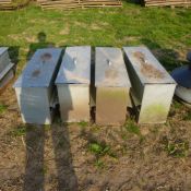 4 x galvanised feeders 38